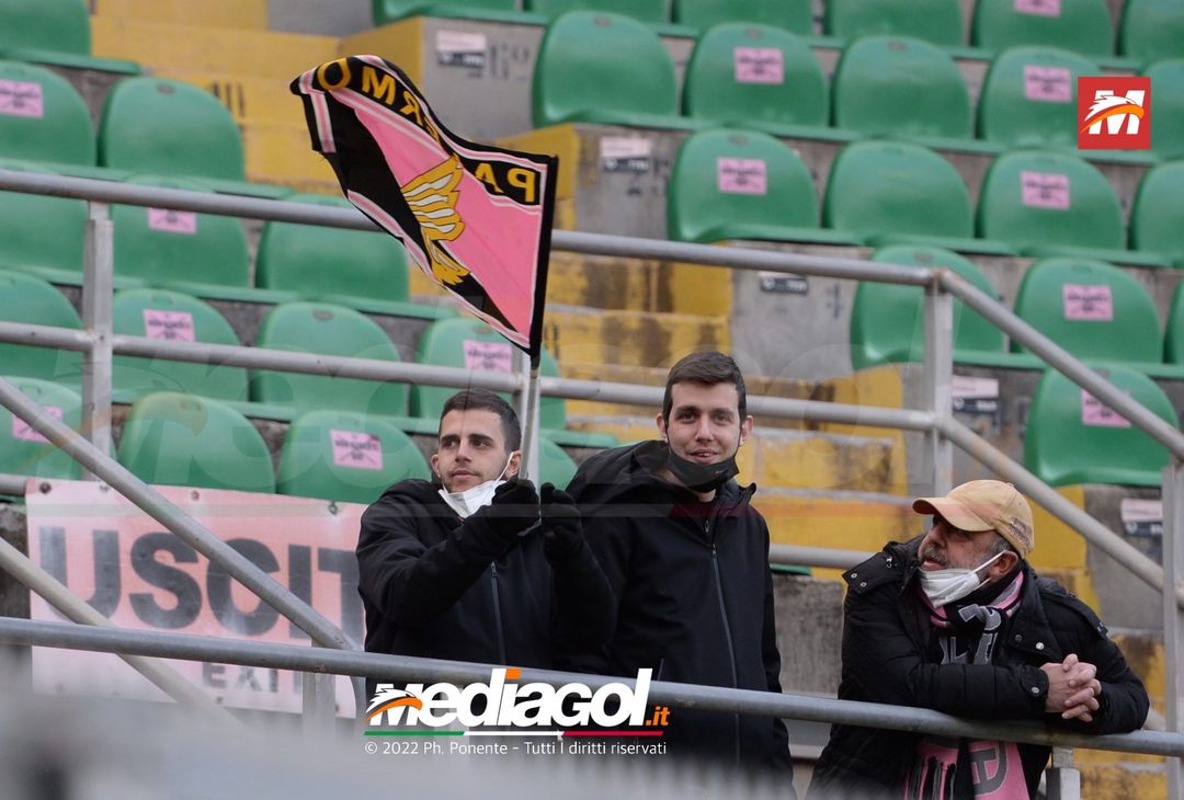 FOTO, i tifosi allo stadio per Palermo – Vibonese 3-0 (Gallery) - immagine 6