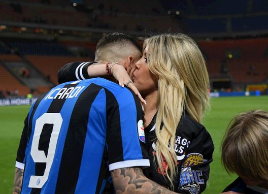 Wanda punge Mauro Icardi sulla carriera: “Mi occupo dei contratti, tutto il resto…” - immagine 1