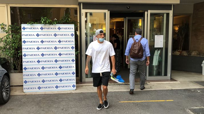 Danilo Cataldi esce dalla clinica di riferimento Danilo Cataldi esce dalla clinica di riferimento