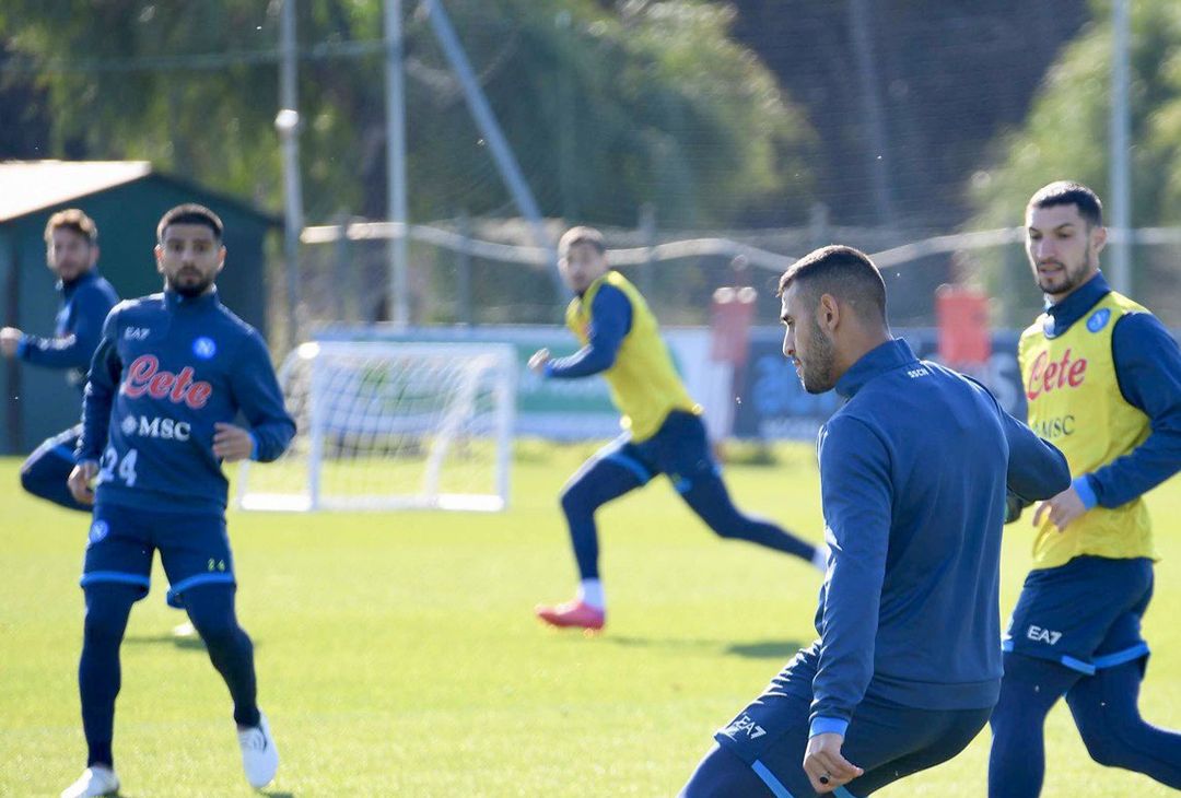 FOTO Il Napoli si prepara al derby, Osimhen è carico: gli scatti dell’allenamento - immagine 2