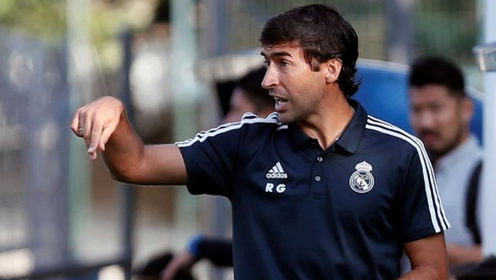 Il Real Madrid di Raul recrimina dopo il derby perso con l'Atletico. EFE