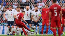 Anche gli inglesi (in quel momento in svantaggio)…si sono lamentati: “Il gol della Danimarca era irregolare”