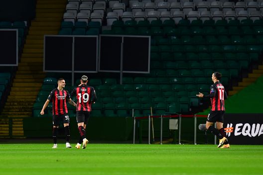 GLASGOW, SCOTLAND - OCTOBER 22: Rade Krunic of AC Milan(L) celebrates after scoring his sides first goal during the UEFA Europa League Group H stage match between Celtic and AC Milan at Celtic Park on October 22, 2020 in Glasgow, Scotland. Sporting stadiums around the UK remain under strict restrictions due to the Coronavirus Pandemic as Government social distancing laws prohibit fans inside venues resulting in games being played behind closed doors. (Photo by Mark Runnacles/Getty Images) GLASGOW, SCOTLAND - OCTOBER 22: Rade Krunic of AC Milan(L) celebrates after scoring his sides first goal during the UEFA Europa League Group H stage match between Celtic and AC Milan at Celtic Park on October 22, 2020 in Glasgow, Scotland. Sporting stadiums around the UK remain under strict restrictions due to the Coronavirus Pandemic as Government social distancing laws prohibit fans inside venues resulting in games being played behind closed doors. (Photo by Mark Runnacles/Getty Images)