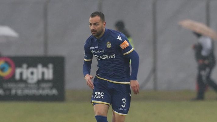 Luigi Vitale con la maglia gialloblù 