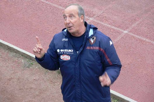 Giampiero Ventura a confronto con i tifosi, nella giornata di ieri 