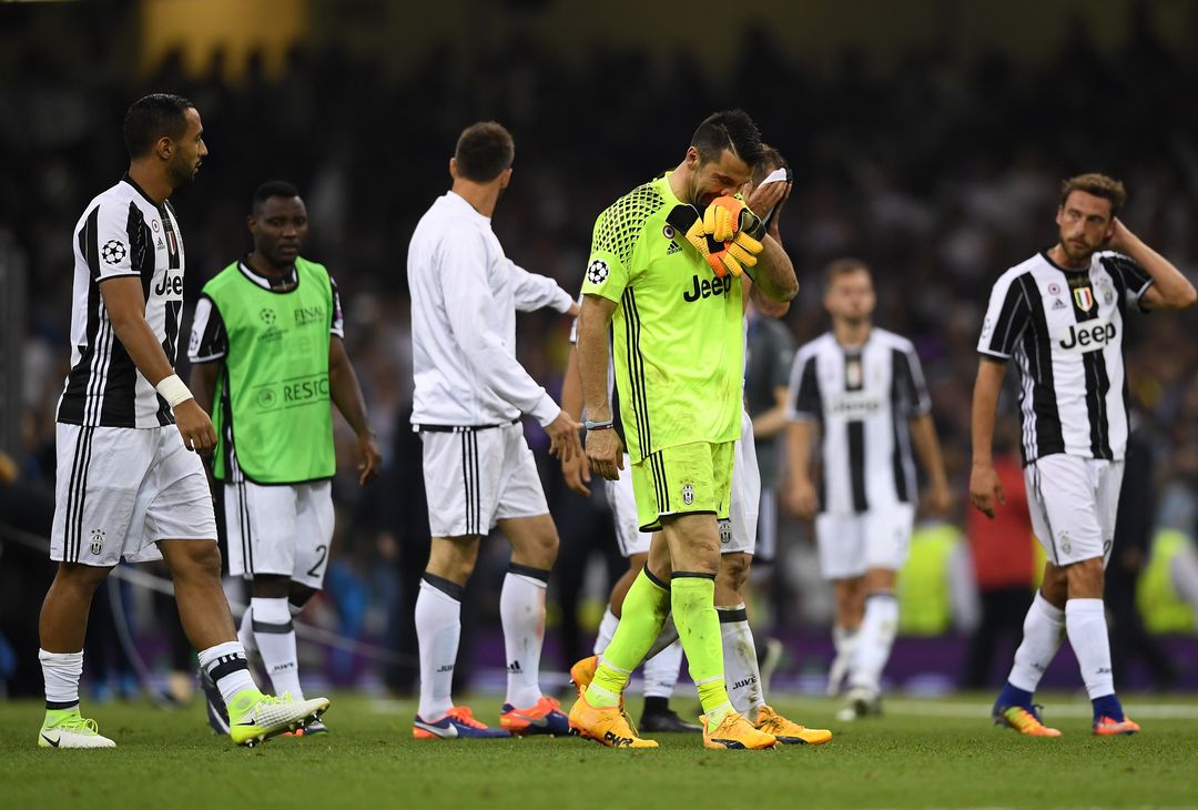  CARDIFF, WALES - JUNE 03:  Gianluigi Buffon of Juventus is dejected after the UEFA Champions League Final between Juventus and Real Madrid at National Stadium of Wales on June 3, 2017 in Cardiff, Wales.  (Photo by Shaun Botterill/Getty Images) 