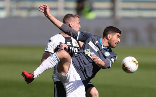 Mattia Valoti nel derby emiliano contro il Parma Mattia Valoti nel derby emiliano contro il Parma