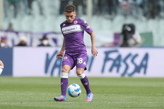 FLORENCE, ITALY - APRIL 03: Lucas Sebastián Torreira Di Pascua of ACF Fiorentina in action during the Serie A match between ACF Fiorentina and Empoli FC at Stadio Artemio Franchi on April 3, 2022 in Florence, Italy. (Photo by Gabriele Maltinti/Getty Images) Torreira in gol in Fiorentina-Empoli