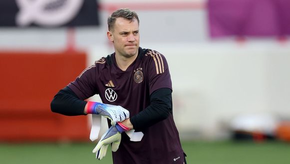 Getty Images Neuer e la fascia arcobaleno: la protesta della Germania nella foto di squadra- immagine 2