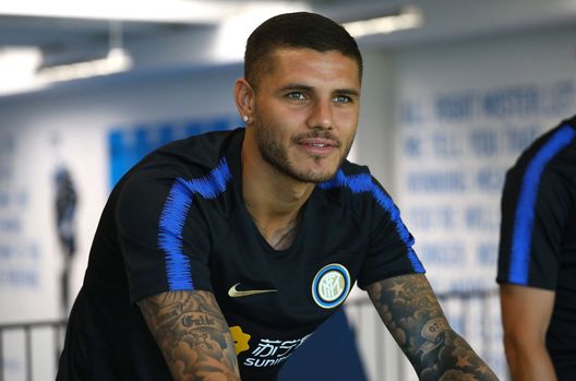 Bacio tra Wanda e L-Gante, la reazione di Icardi: “Stravolto, l’ha chiamata e le ha chiesto…”- immagine 2