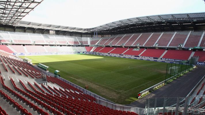 KLAGENFURT, AUSTRIA - NOVEMBER 14:  A general view is seen of the Hypo Group Arena stadium, on November 14, 2007 in Klagenfurt, Austria.  (Photo by Alexander Hassenstein/Bongarts/Getty Images) 