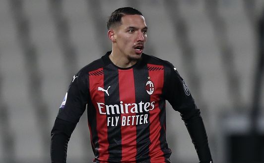 Ismaël Bennacer (centrocampista AC Milan), qui durante Spezia-Milan 2-0 (Serie A 2020-2021) | News (Getty Images) 