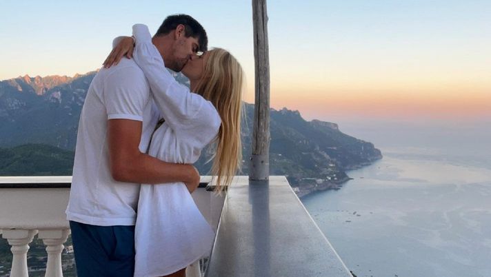 Courtois festeggia 31 anni, la sua Mishel: “Ti amerò per sempre. E presto…” - immagine 1