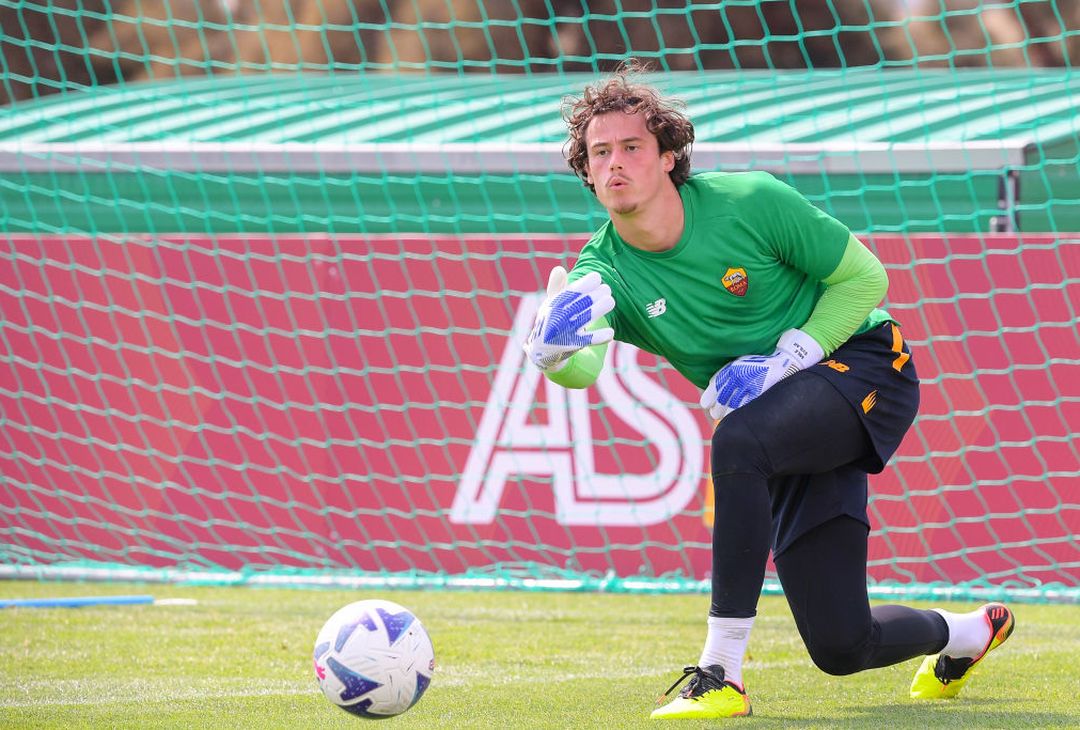 Roma in campo in Portogallo per l’allenamento mattutino – FOTO GALLERY - immagine 4