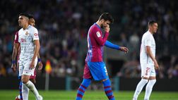 Piqué contestato in tournée durante il primo Clasico: fischi e cori pro Shakira