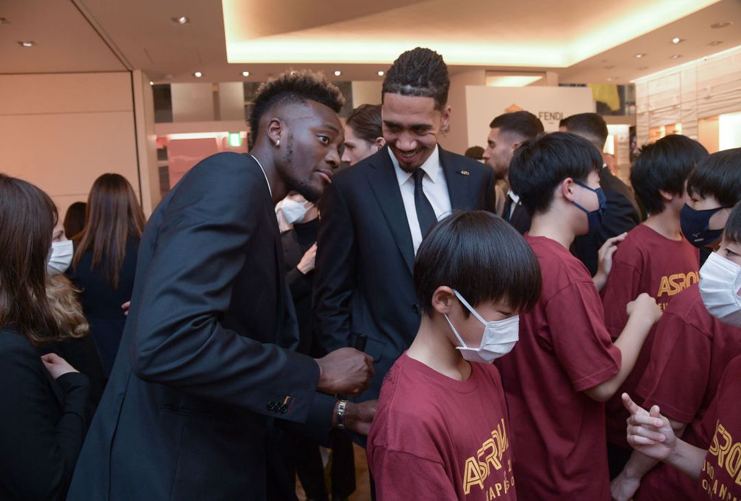 Da Pellegrini a Zaniolo: i giallorossi indossano i capi di Fendi – FOTO GALLERY - immagine 6