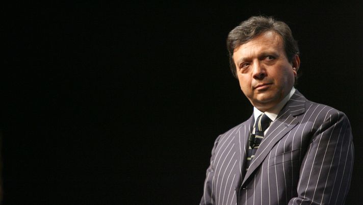 MILAN, ITALY - MAY 28:  Piero Chiambretti attends the Grand Prix 2007 Pubblicita magazine awards at Teatro Manzoni on May 28, 2007 in Milan, Italy.  (Photo by Giuseppe Cacace/Getty Images) 
