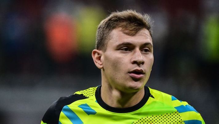Inter Milan's Italian midfielder Nicolo Barella warms up prior to the UEFA Champions League Group D football match between Inter Milan and Real Madrid on September 15, 2021 at the San Siro stadium in Milan. (Photo by MIGUEL MEDINA / AFP) (Photo by MIGUEL MEDINA/AFP via Getty Images) Inter, la Gazzetta: “Barella si è scusato ma c’è la multa. E c’è un piano turnover” - immagine 1