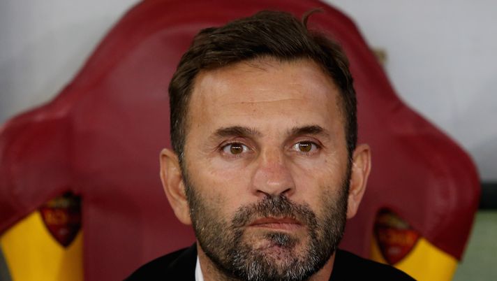 ROME, ITALY - SEPTEMBER 19:  Istanbul Basaksehir F.K. head coach Okan Buruk looks on during the UEFA Europa League group J match between AS Roma and Istanbul Basaksehir F.K. at Stadio Olimpico on September 19, 2019 in Rome, Italy.  (Photo by Paolo Bruno/Getty Images) 