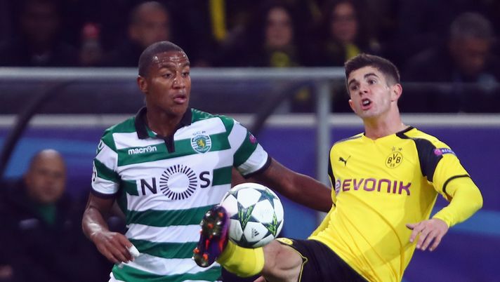 DORTMUND, GERMANY - NOVEMBER 02: Marvin Zeegelar (L) of Sporting is challenged by Christian Pulisic of Dortmund during the UEFA Champions League Group F match between Borussia Dortmund and Sporting Clube de Portugal at Signal Iduna Park on November 2, 2016 in Dortmund, Germany. (Photo by Alex Grimm/Bongarts/Getty Images) DORTMUND, GERMANY - NOVEMBER 02: Marvin Zeegelar (L) of Sporting is challenged by Christian Pulisic of Dortmund during the UEFA Champions League Group F match between Borussia Dortmund and Sporting Clube de Portugal at Signal Iduna Park on November 2, 2016 in Dortmund, Germany. (Photo by Alex Grimm/Bongarts/Getty Images)