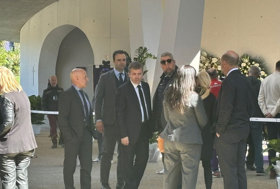 GALLERY VN – La camera ardente per Joe Barone. Tra i presenti Marotta e DeLa - immagine 35