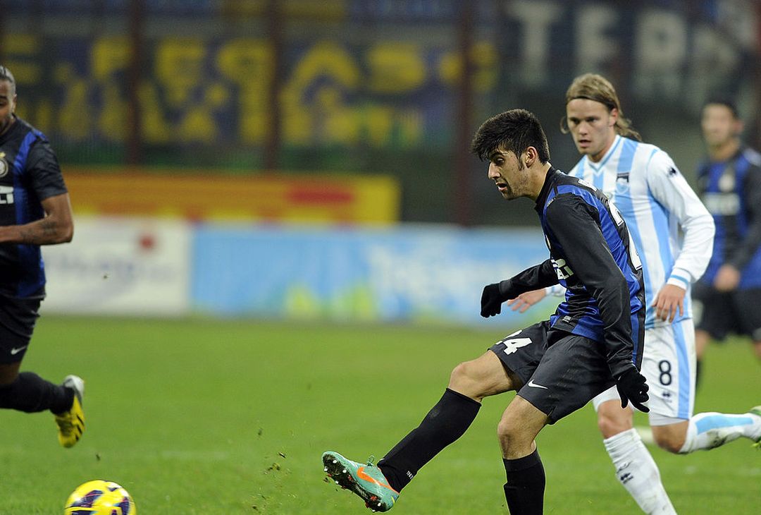  MARCO BENASSI - Il giovane cresciuto nel vivaio dell'Inter gioca da titolare, nel ruolo di regista, in Inter-Pescara 2-0. Giocò un'ottima partita, ma era ancora acerbo per mantenersi ad alti livelli in quel ruolo 