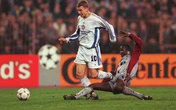  Andriy Shevchenko con la Dinamo Kiev nella Champions League 1998-1999 (credits: GETTY Images)