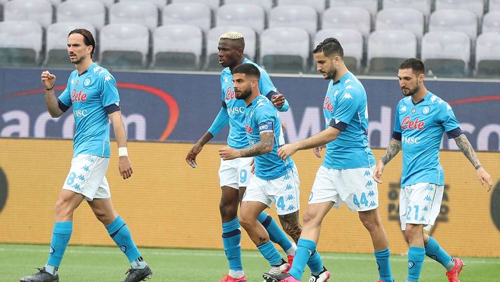 FLORENCE, ITALY - MAY 16: Lorenzo Insigne of SSC Napoli celebrates after scoring a goal during the Serie A match between ACF Fiorentina and SSC Napoli at Stadio Artemio Franchi on May 16, 2021 in Florence, Italy. (Photo by Gabriele Maltinti/Getty Images) FLORENCE, ITALY - MAY 16: Lorenzo Insigne of SSC Napoli celebrates after scoring a goal during the Serie A match between ACF Fiorentina and SSC Napoli at Stadio Artemio Franchi on May 16, 2021 in Florence, Italy. (Photo by Gabriele Maltinti/Getty Images)