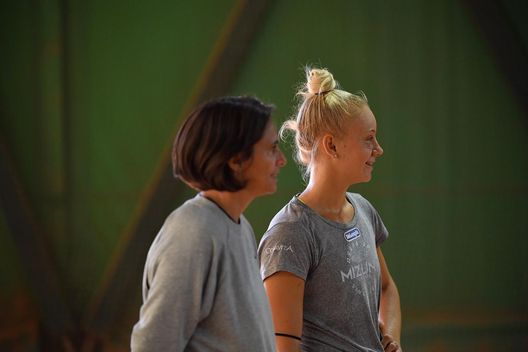  Una nota dolente: "Il Covid nel tennis? Hanno fatto tantissime competizioni maschili anche in Italia, e pochissime femminili - ha detto Melania Delai - Siamo state costrette tutte ad andare chi in Turchia, chi in Egitto ecc a giocare 15000 che avevano livello molto alto, perché non essendoci tornei gravitavano tutte là. Basta vedere la entry list di Selva di Val Gardena altissima. Confido che nel 2021 abbiano un occhio di riguardo anche al femminile" 