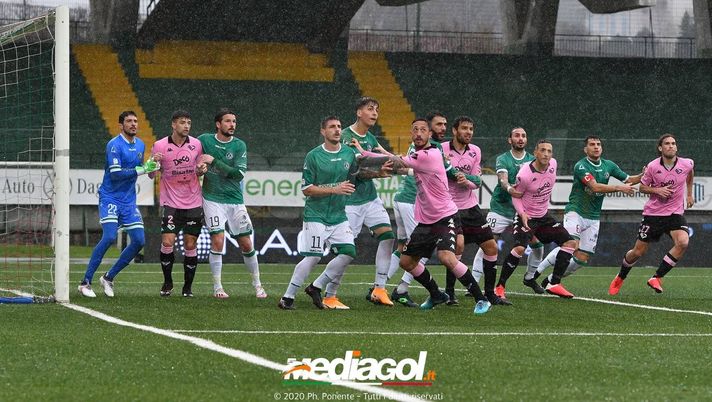 Palermo, che scivolone: rosanero fuori dai playoff. E si abbassa anche la media punti 