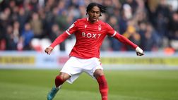 Mercato, dall’Inghilterra: Tottenham a un passo da Spence. Piaceva anche alla Roma
