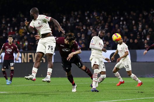 (Photo by Francesco Pecoraro/Getty Images) Il Milan frena all’Arechi e perde una grande occasione- immagine 4
