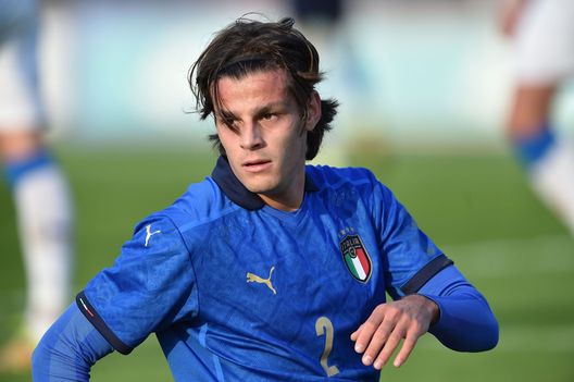 PESARO, ITALY - NOVEMBER 11: Edoardo Pierozzi of Italy U20 looks on during the 8 Nations Tournament match between Italy U20 and Czech Republic U20 on November 11, 2021 in Ravenna, Italy. (Photo by Giuseppe Bellini/Getty Images) UFFICIALE – E. Pierozzi passa al Palermo. La formula del trasferimento- immagine 2