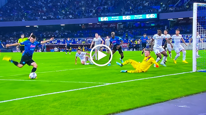 VIDEO Napoli-Bologna 2-1, Lozano subentra e sigla subito il vantaggio azzurro - immagine 1