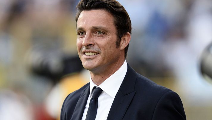 Milan, la carica di Oddo: “Pioli primo non perché ha rosa più forte, alchimia pazzesca tra i rossoneri. Scudetto? Lotta a tre” Milan, la carica di Oddo: “Pioli primo non perché ha rosa più forte, alchimia pazzesca tra i rossoneri. Scudetto? Lotta a tre”