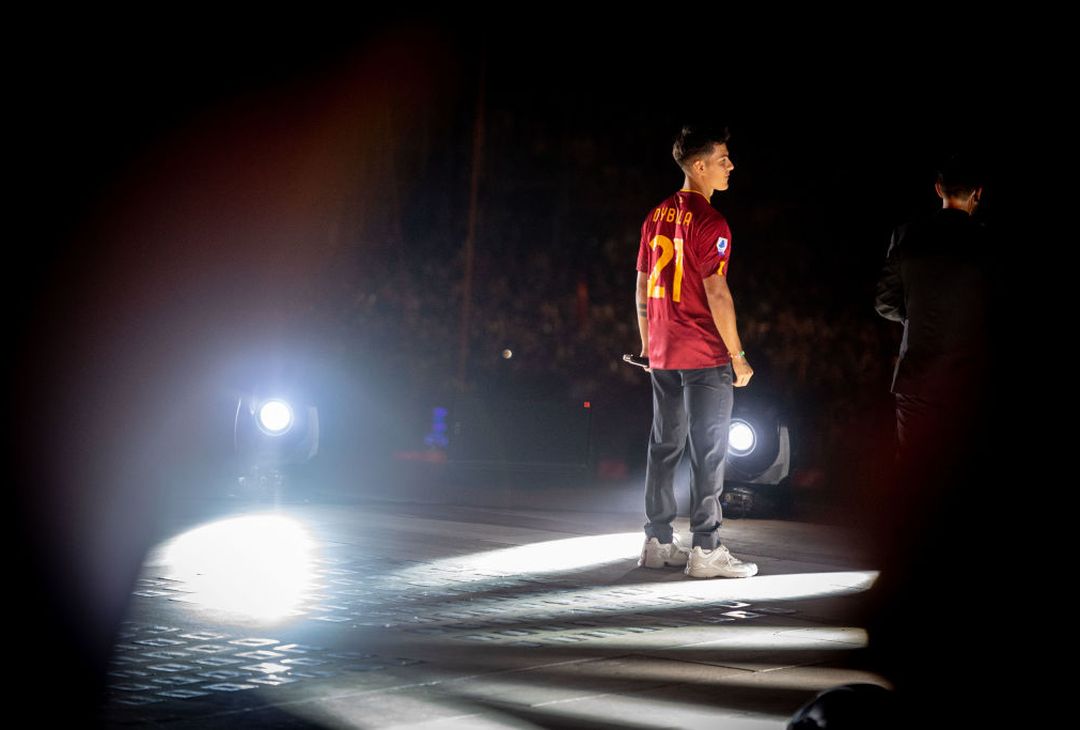 Dybala si presenta al Colosseo Quadrato – FOTO GALLERY - immagine 45