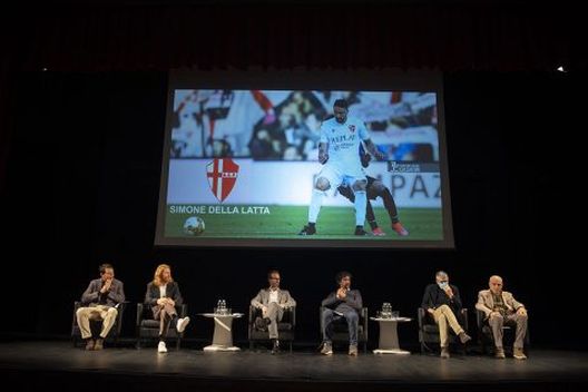 Galà del Calcio Triveneto, Della Latta miglior giocatore biancoscudato 2020/21- immagine 2