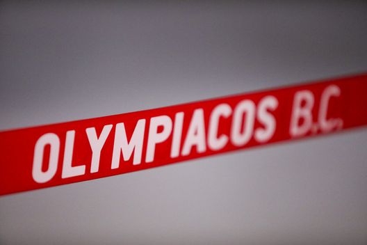 Foto by Getty Furia Olympiacos per la designazione arbitrale: “È un piano per ferirci”. Il caso- immagine 2