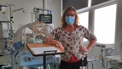 Argentina, tifa pure River Plate la dottoressa Gabriela: è la prima vaccinata del suo Paese contro il Covid