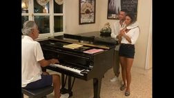 VIDEO / Bocelli canta per Sensi e Giulia. L’interista: “Un immenso onore”