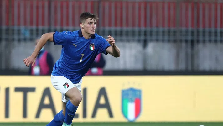 Lorenzo Colombo, attaccante del Lecce, qui con la maglia dell'Under-21
