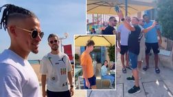 Dà indicazioni a 4 turisti per un bar: poi scopre che erano i giocatori dell’Inghilterra…