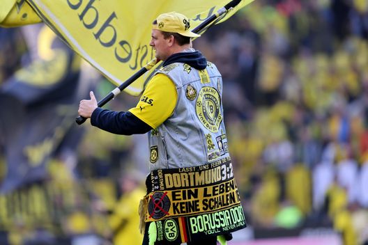 Niente aiuto dai rivali del derby: Schalke surclassato, Borussia sempre a meno uno…- immagine 2