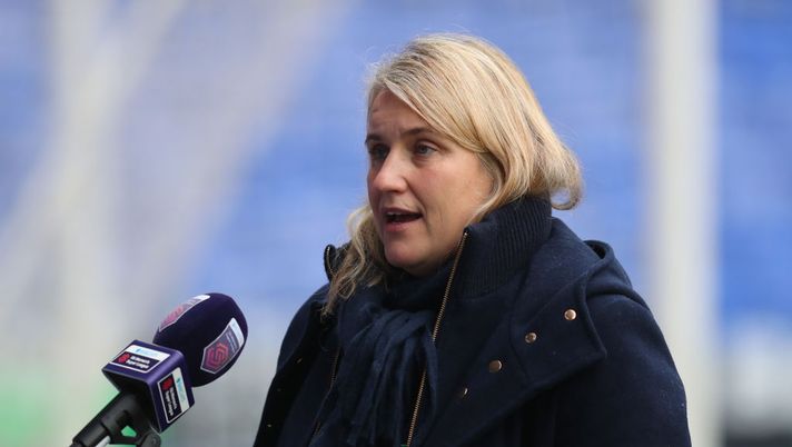 READING, ENGLAND - JANUARY 10: Emma Hayes, Manager of Chelsea Women talks to the media prior to the Barclays FA Women's Super League match between Reading Women and Chelsea Women at Madejski Stadium on January 10, 2021 in Reading, England. Sporting stadiums around England remain under strict restrictions due to the Coronavirus Pandemic as Government social distancing laws prohibit fans inside venues resulting in games being played behind closed doors. (Photo by Catherine Ivill/Getty Images) READING, ENGLAND - JANUARY 10: Emma Hayes, Manager of Chelsea Women talks to the media prior to the Barclays FA Women's Super League match between Reading Women and Chelsea Women at Madejski Stadium on January 10, 2021 in Reading, England. Sporting stadiums around England remain under strict restrictions due to the Coronavirus Pandemic as Government social distancing laws prohibit fans inside venues resulting in games being played behind closed doors. (Photo by Catherine Ivill/Getty Images)