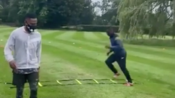 VIDEO / Evra si allena con Seedorf: chi è più in forma?