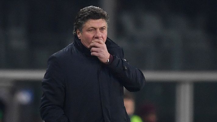TURIN, ITALY - JANUARY 25:  Torino FC head coach Walter Mazzarri looks dejected during the Serie A match between Torino FC and  Atalanta BC at Stadio Olimpico di Torino on January 25, 2020 in Turin, Italy.  (Photo by Valerio Pennicino/Getty Images) 