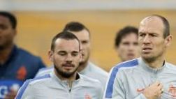 Sneijder: “Quest’anno vacanze con allenamenti, non come in passato. Non rido…”