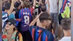 VIDEO Barcellona, tifosi blaugrana prendono in giro il Real: “Dov’è Mbappè?”