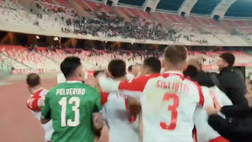 Bari vince e scatta la festa sotto la curva