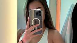 Desire Cordero, fisico strepitoso. Il selfie dell’ex lady Correa fa sognare il web